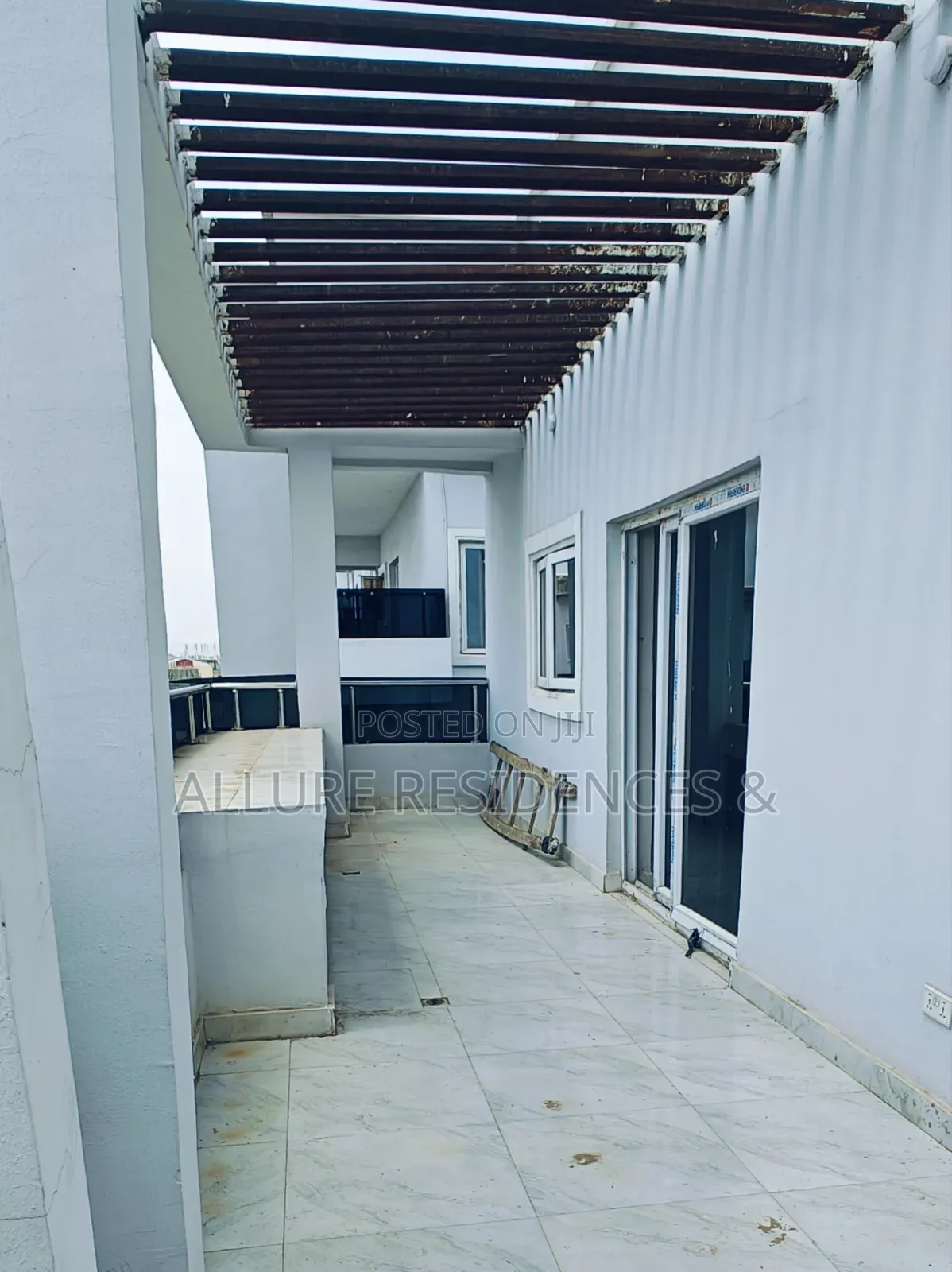 5bdrm Duplex in Peachville Estate, Durumi for sale