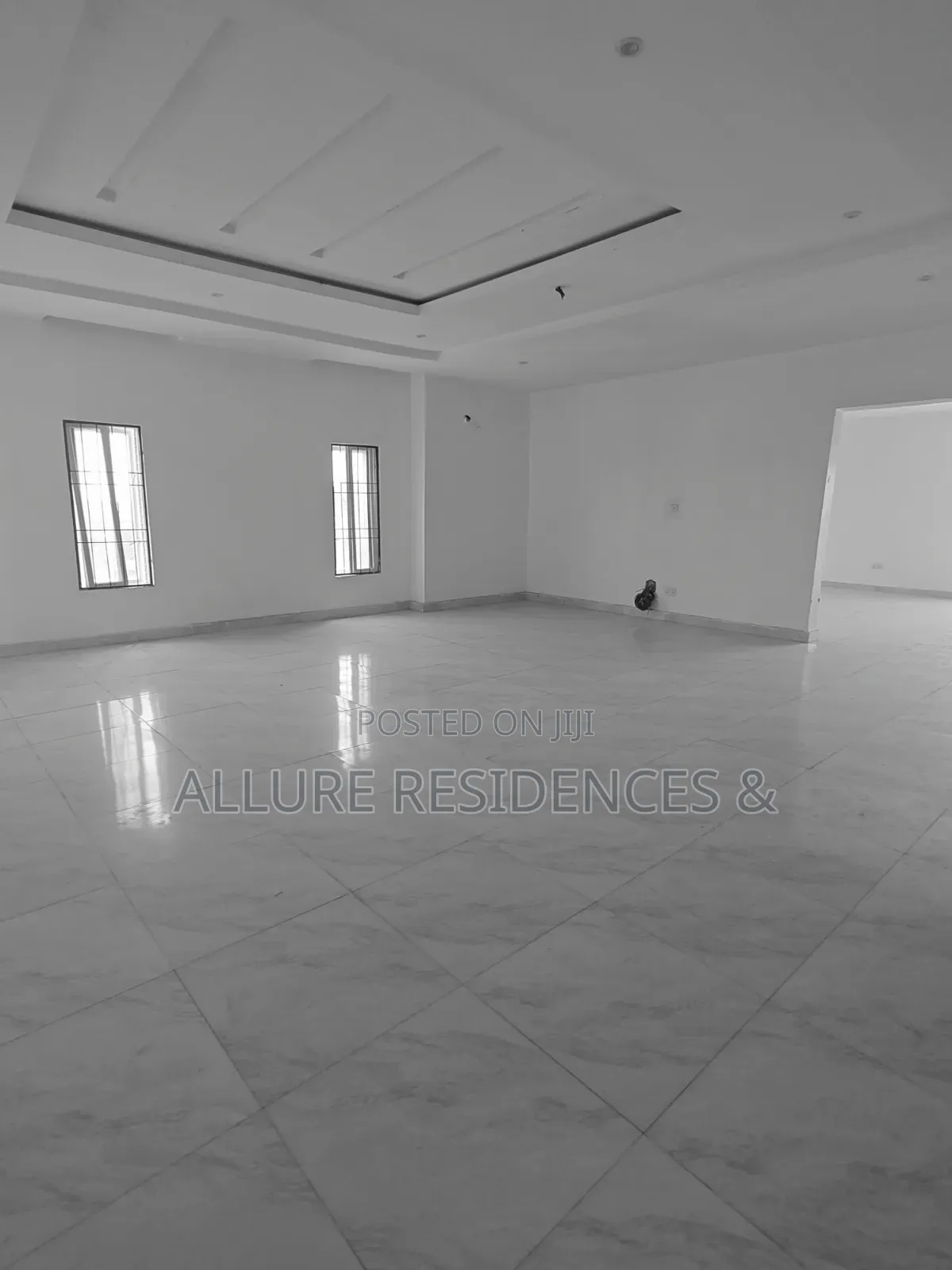 5bdrm Duplex in Peachville Estate, Durumi for sale