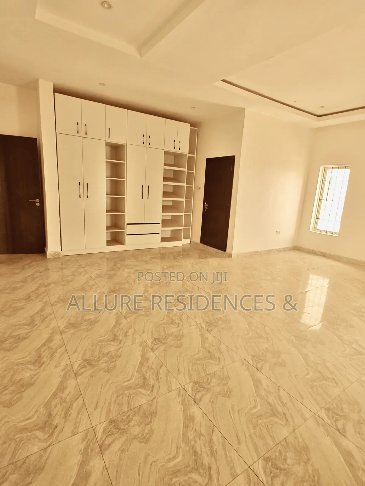 5bdrm Duplex in Peachville Estate, Durumi for sale