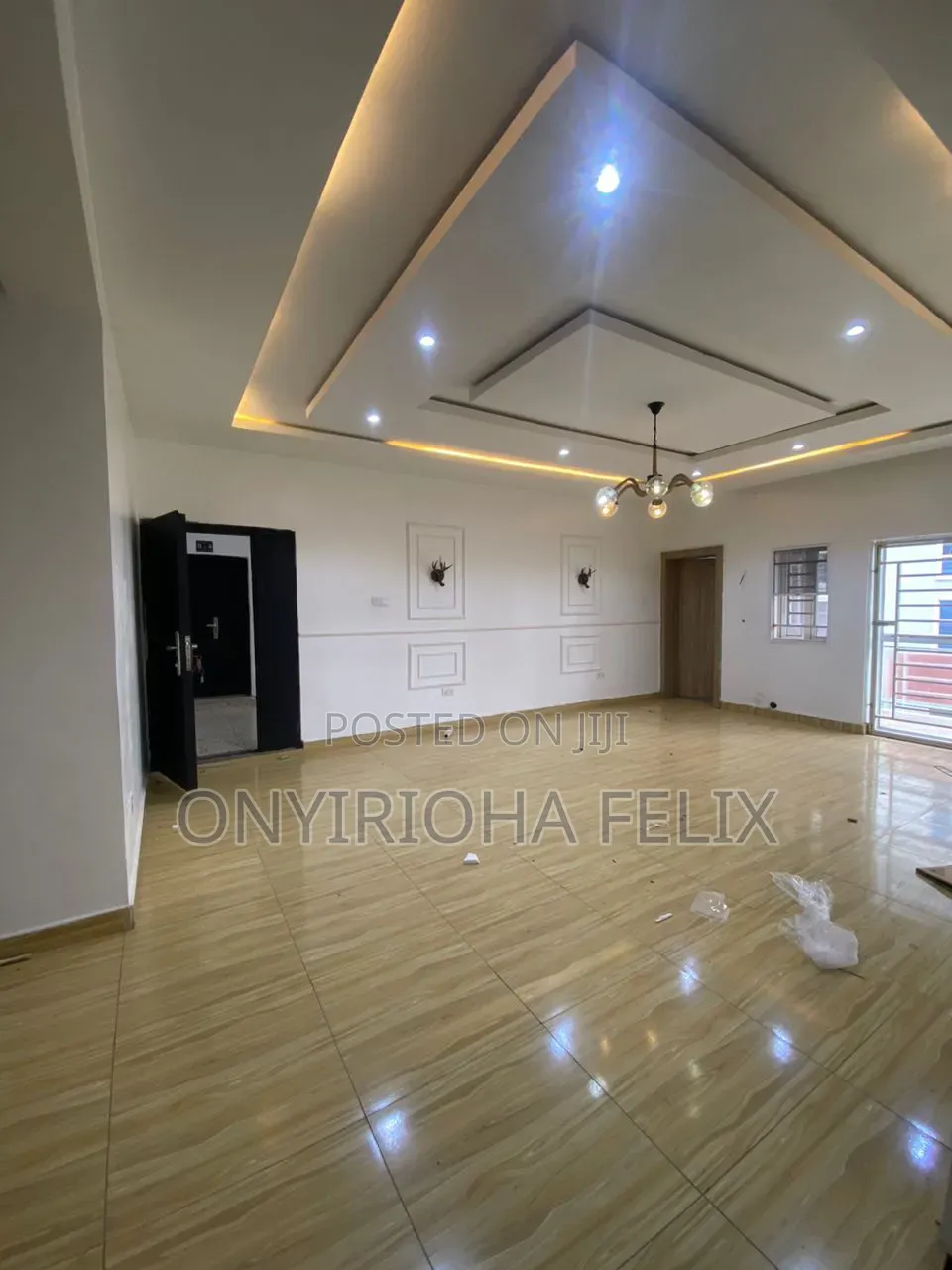 3bdrm Block of Flats in Wuye for rent