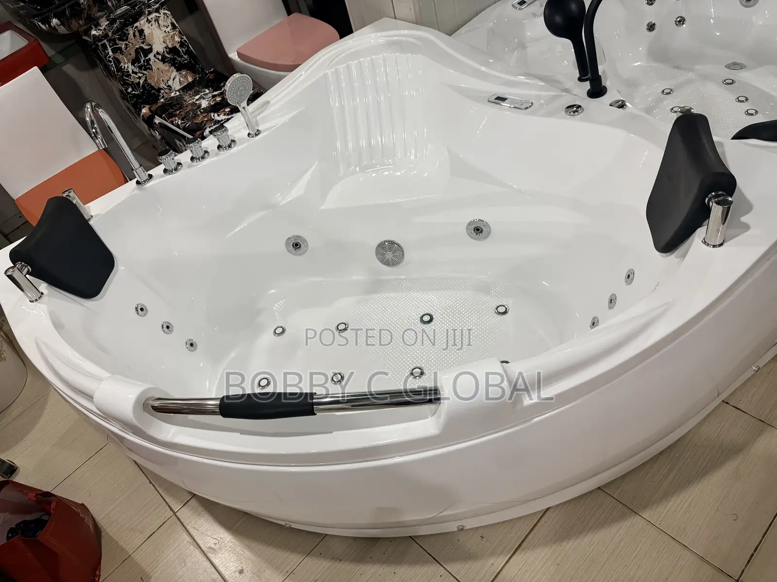 Angel Shaped Jacuzzi