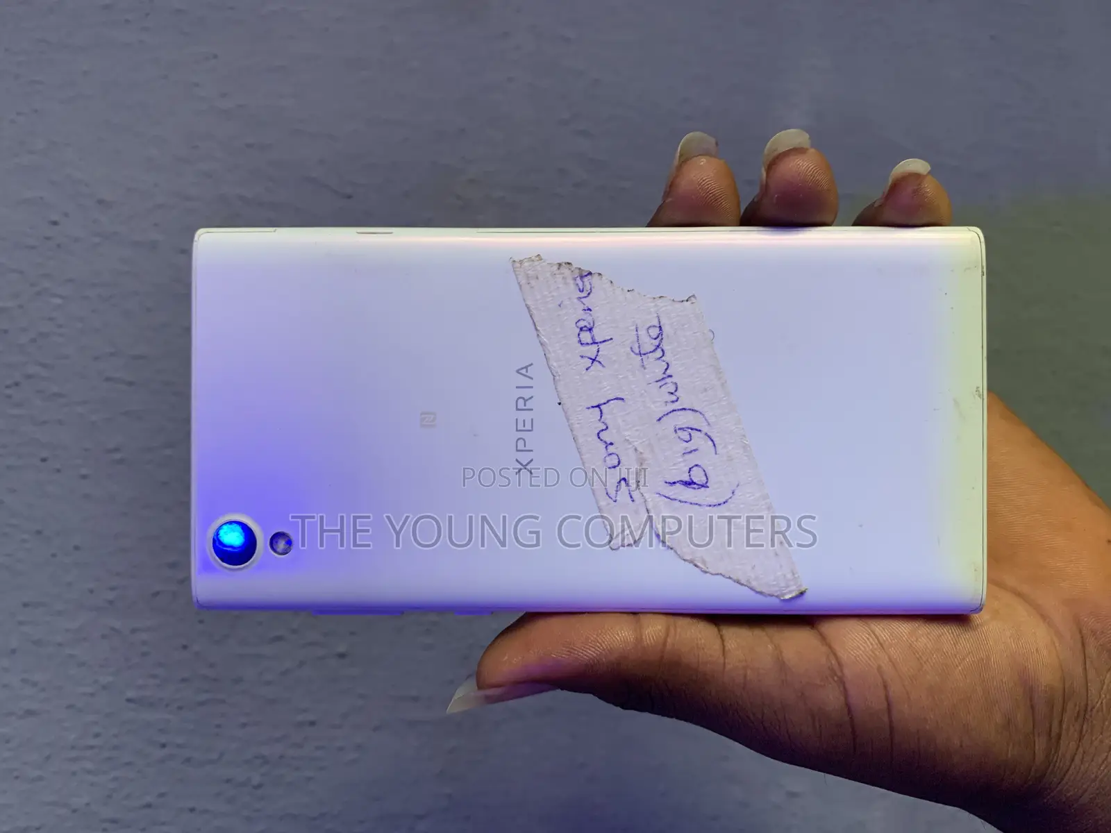 Sony Xperia E 4 GB White