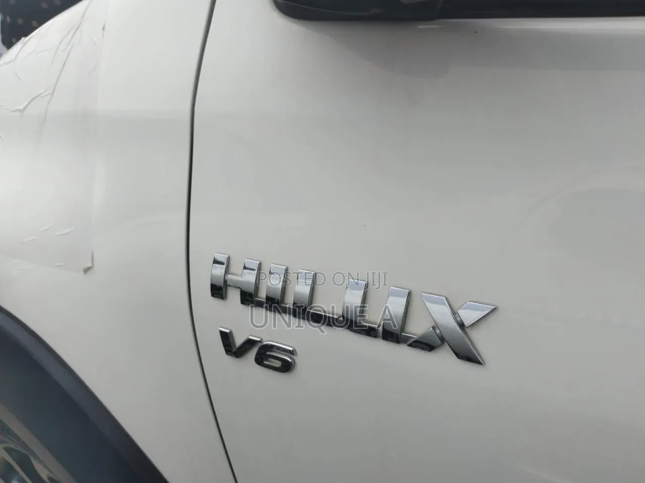 Toyota Hilux 2021 White