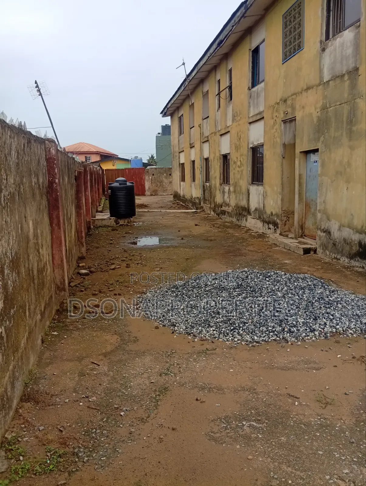 3bdrm Block of Flats in Adelopo, Iju-Ishaga for sale