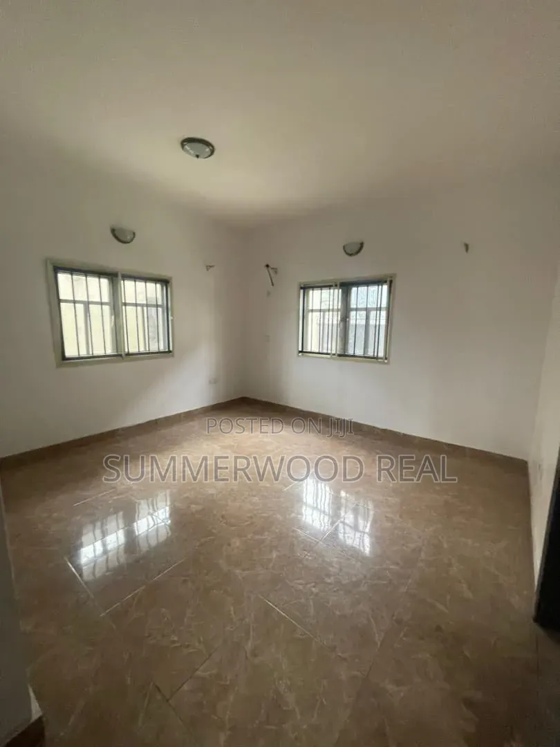 Mini Flat in Osapa london for rent