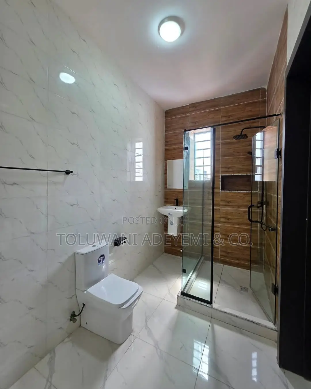 4bdrm House in Chevron Lekki for sale
