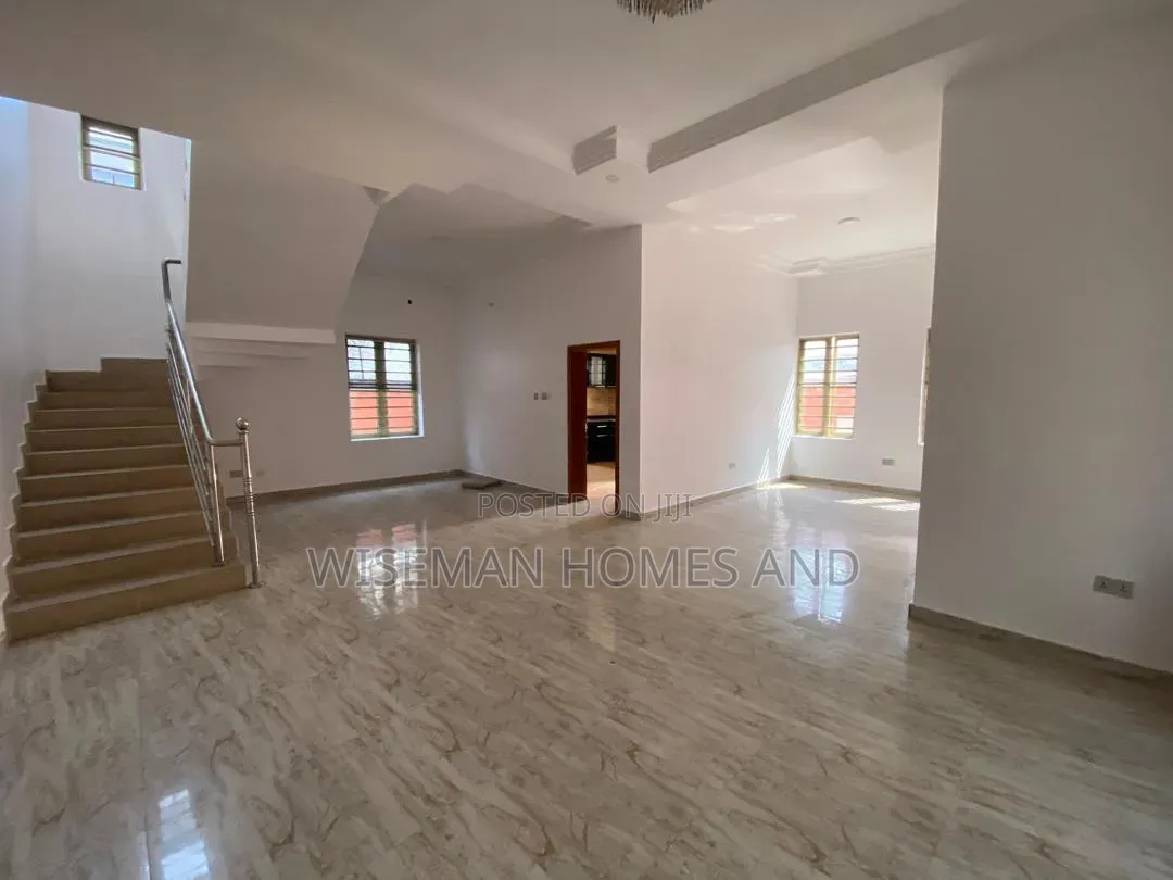 3bdrm Duplex in Agungi Lekki Eti-Osa for rent
