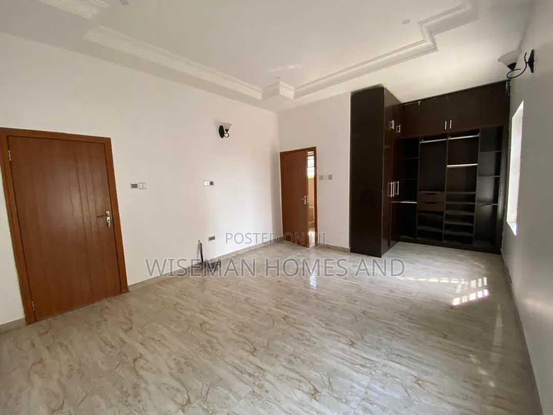 3bdrm Duplex in Agungi Lekki Eti-Osa for rent