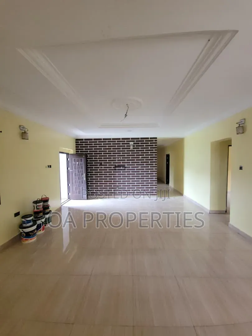 3bdrm Block of Flats in Kolapo Ishola Gra, Ibadan for rent