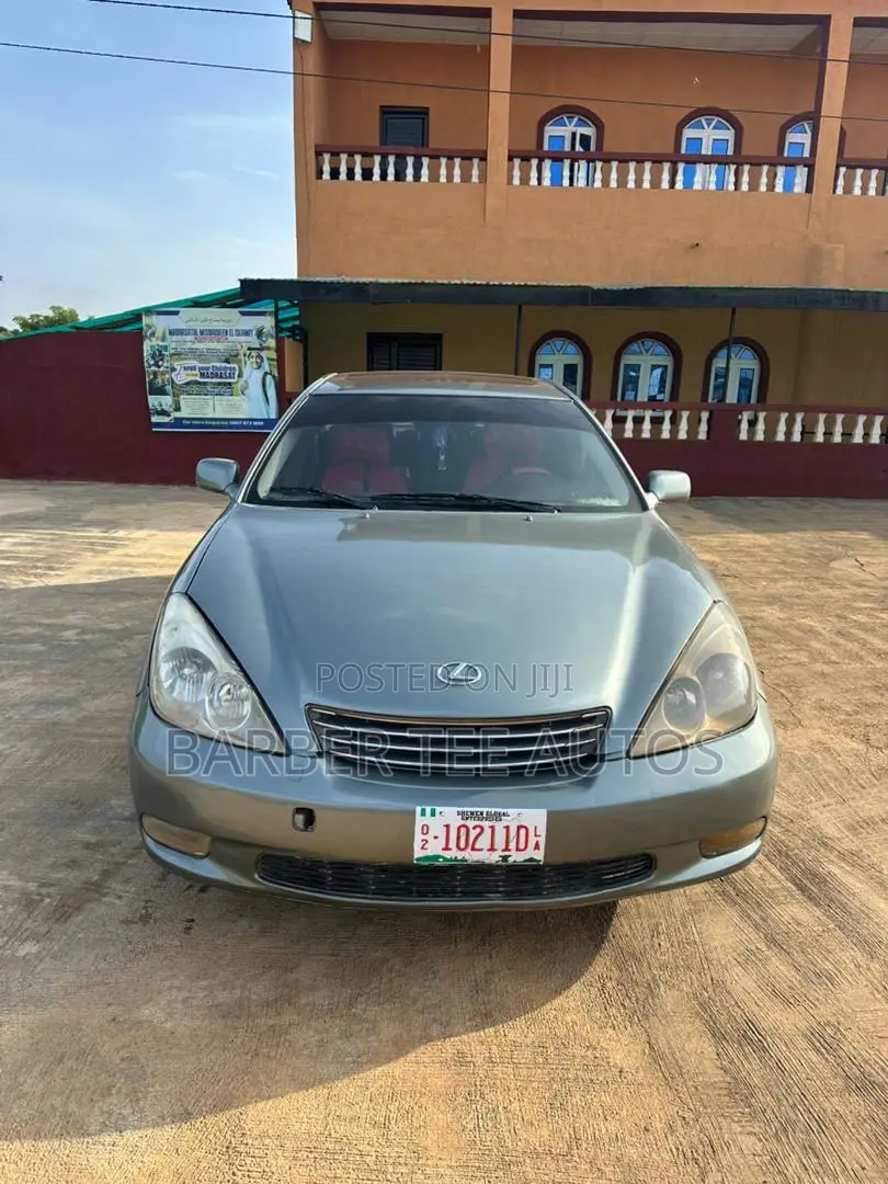 Lexus ES 300 2004 Green