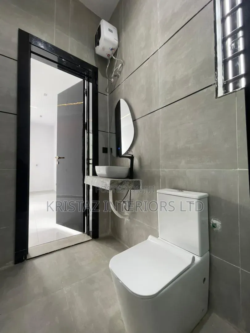 5bdrm Duplex in VGC / Ajah for sale