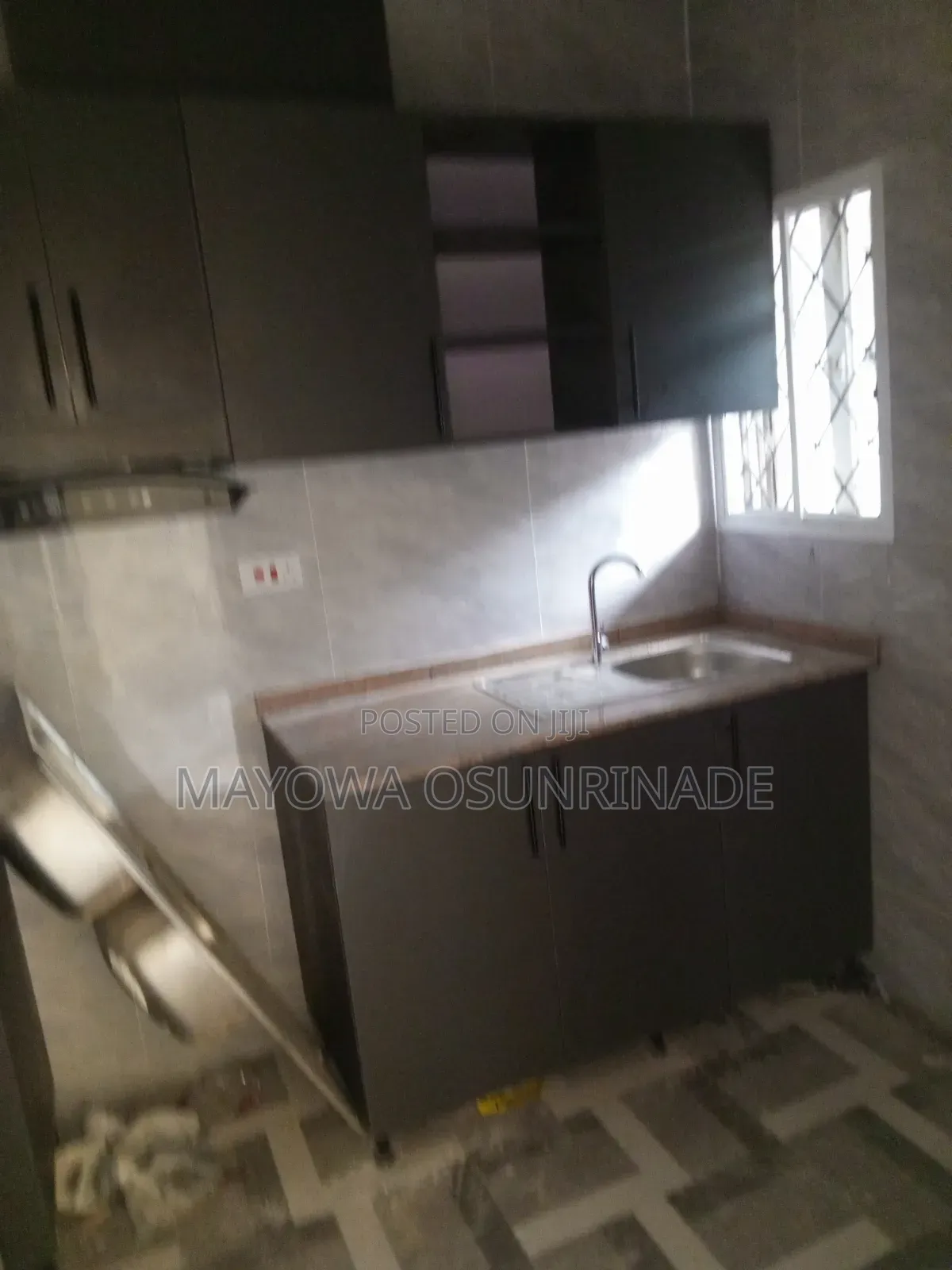 3bdrm Apartment in Elolad, Ologuneru for rent