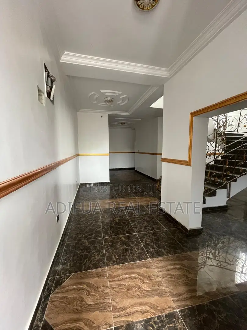 5bdrm Duplex in Mabushi for rent