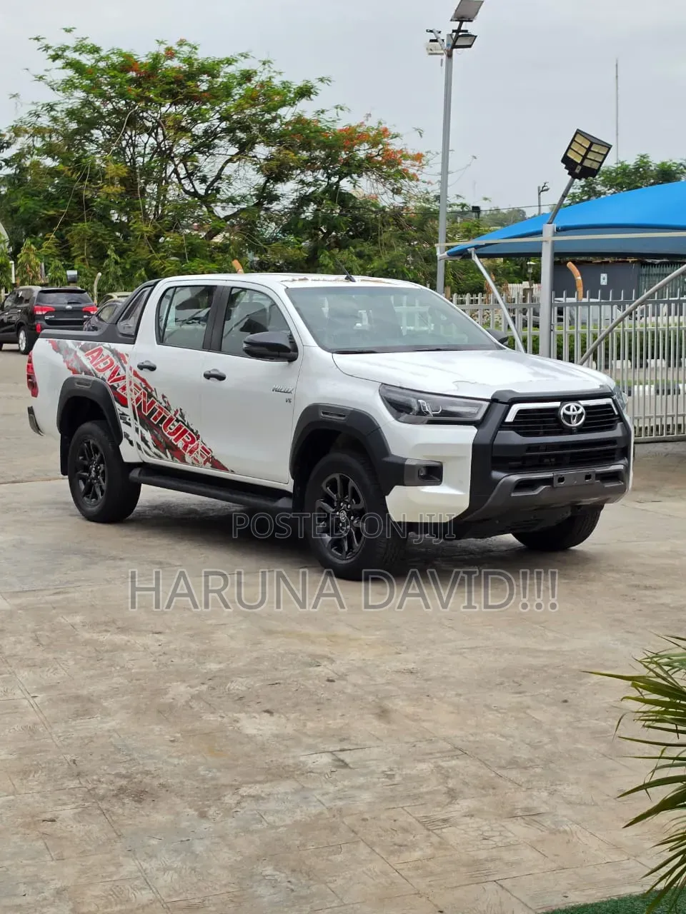 New Toyota Hilux 2025 White