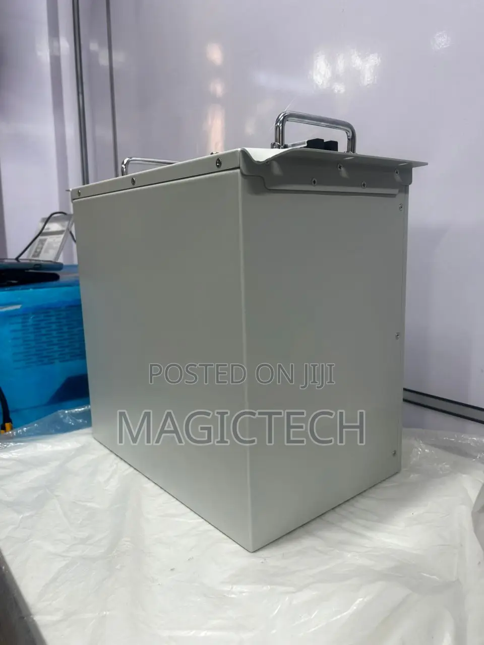 Luxwatt 6kwh/24v Lithium Solar Battery Backup