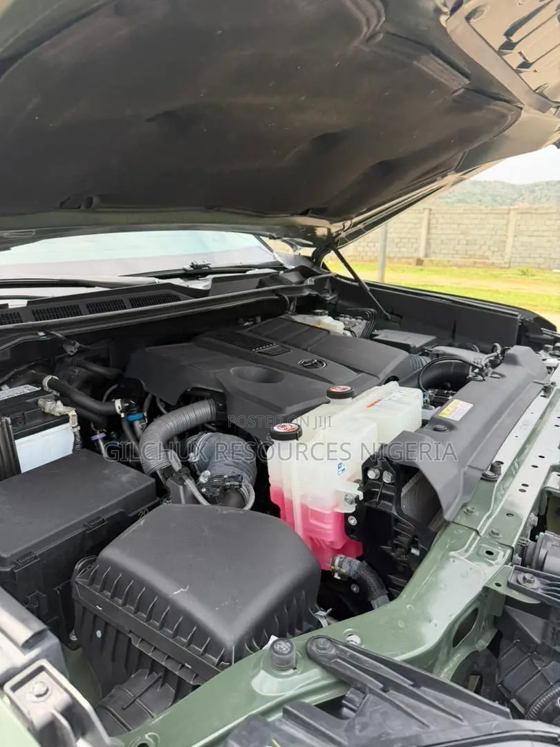 Toyota Tundra 2022 Green