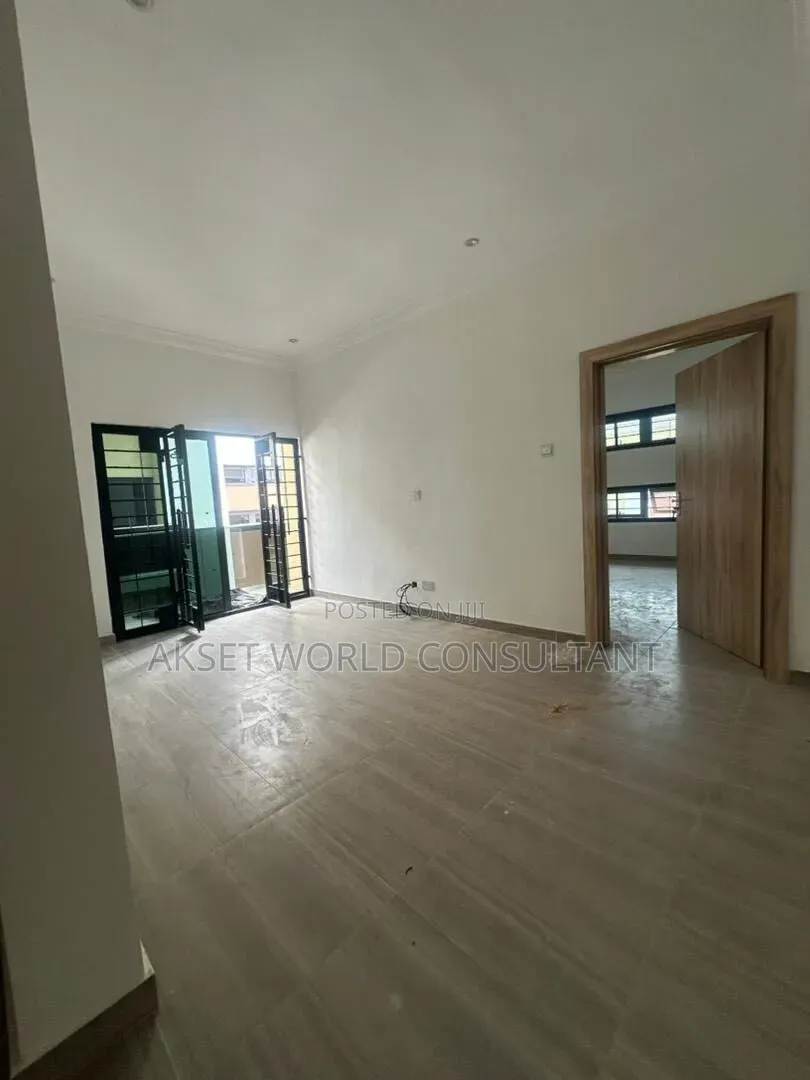 4bdrm Duplex in Ogudu Gra for rent
