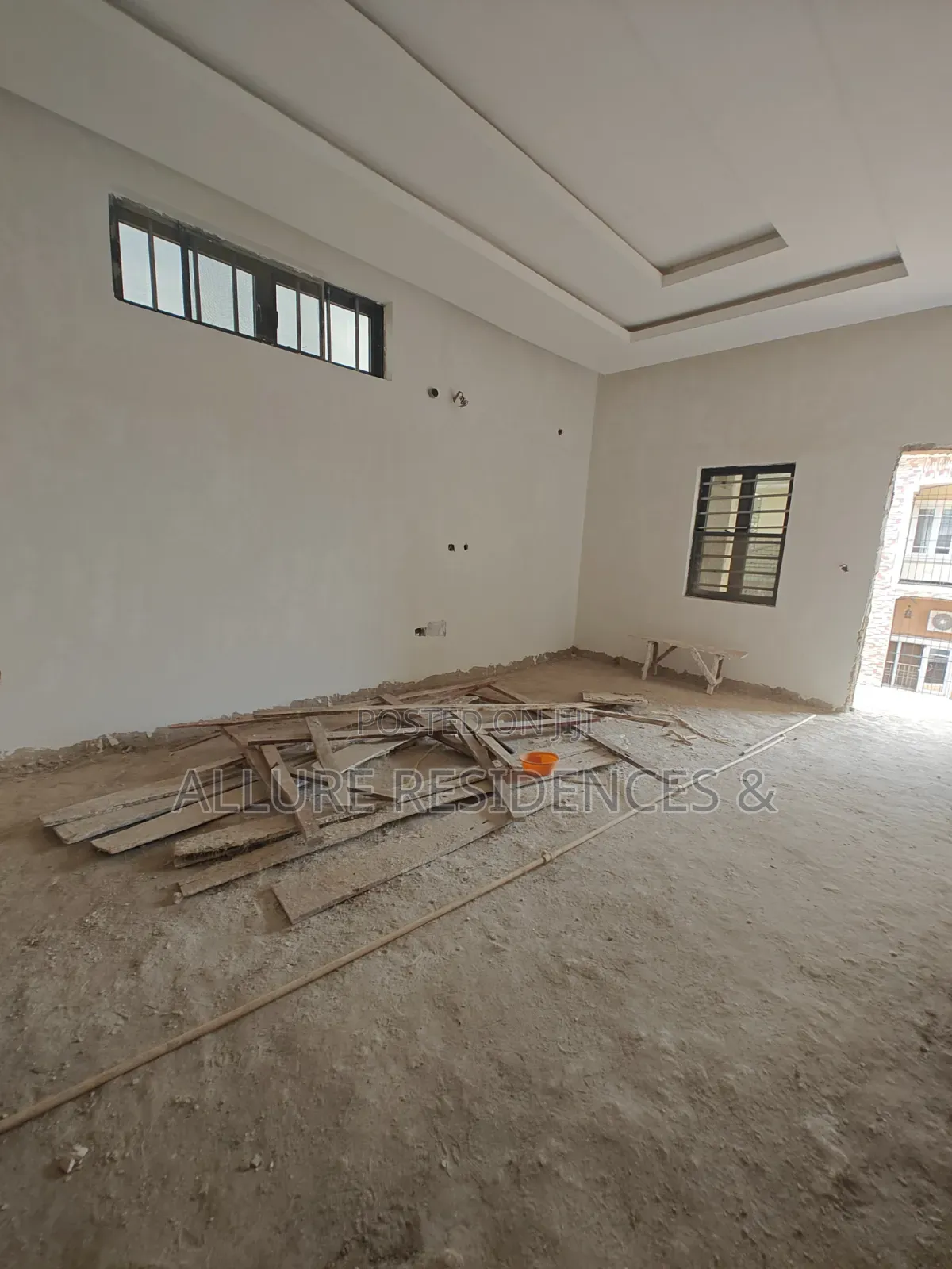 4bdrm Duplex in Riverpark Estate, Sabon Lugbe for sale