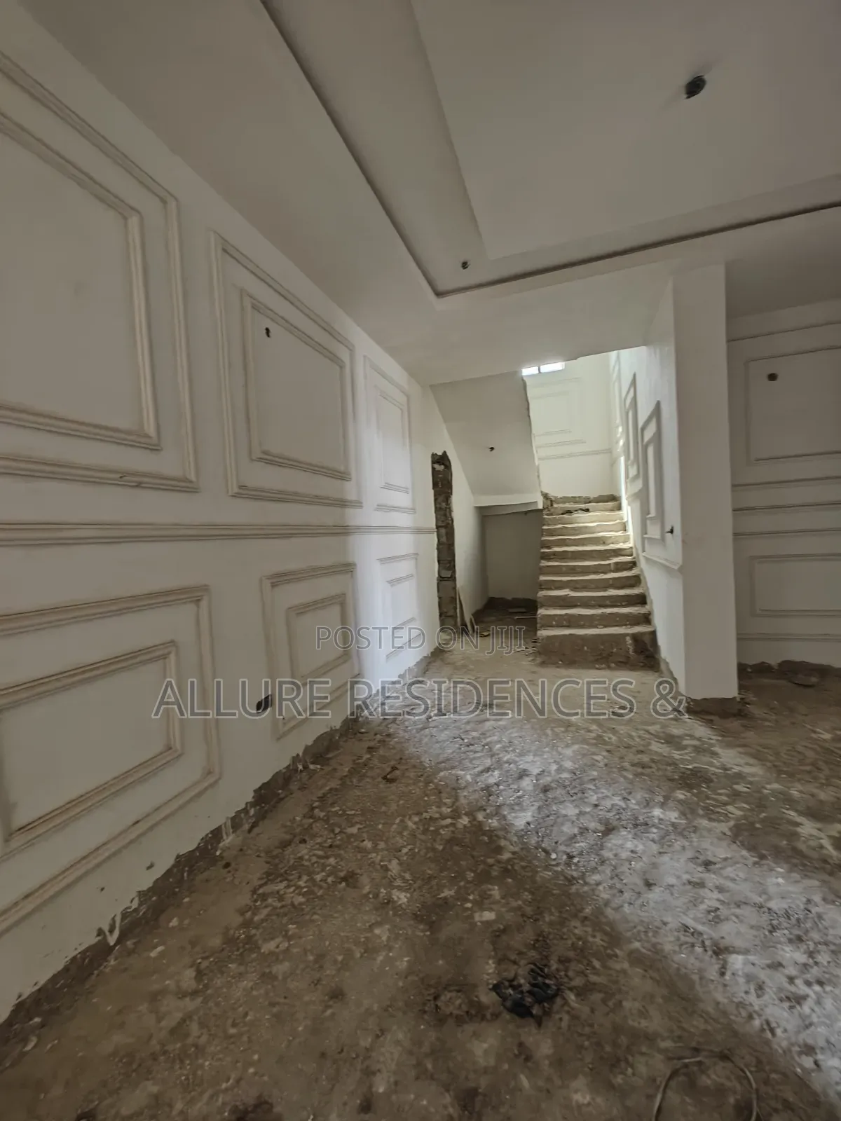 4bdrm Duplex in Riverpark Estate, Sabon Lugbe for sale
