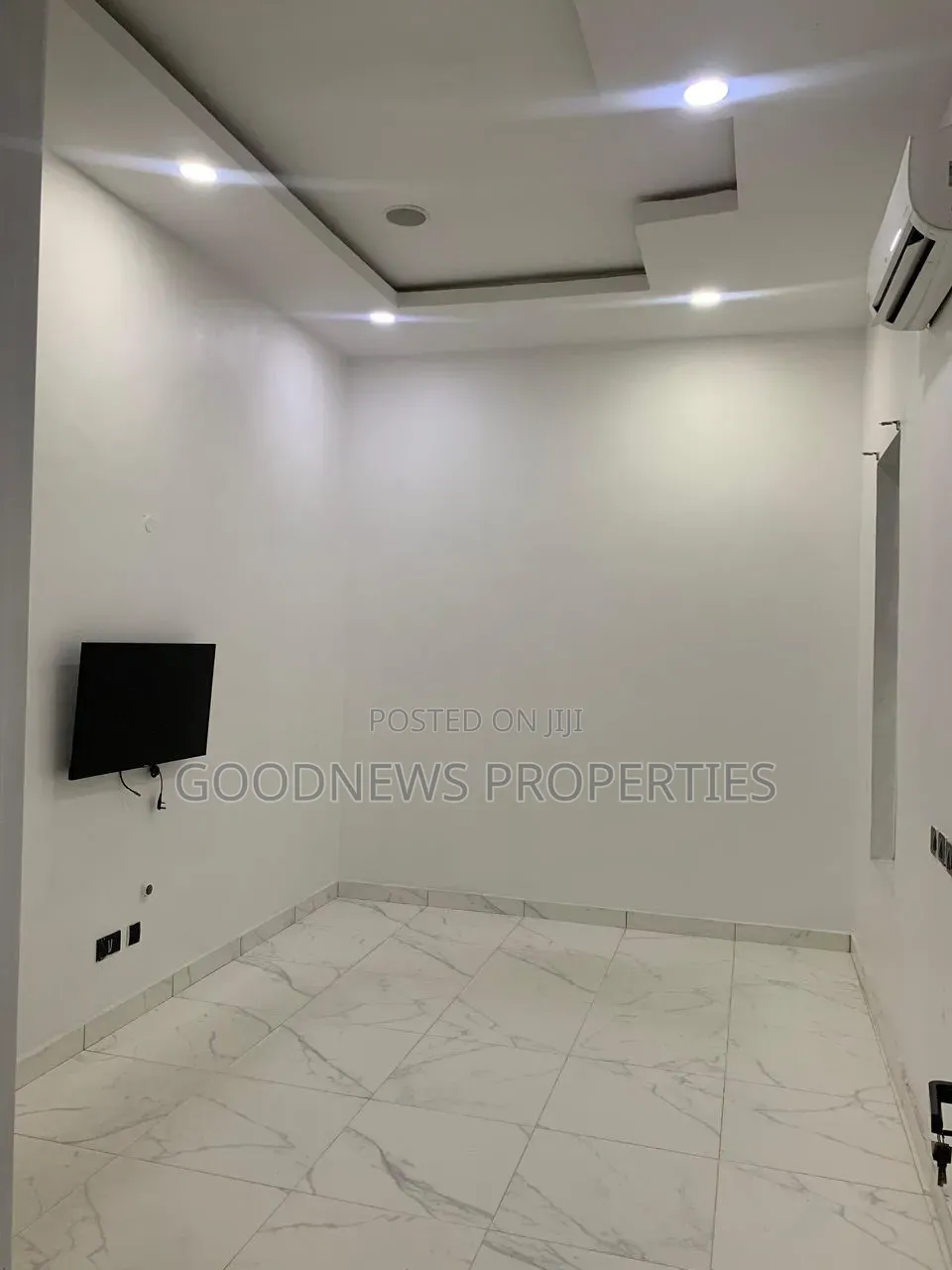 5bdrm Duplex in Osapa London Lekki for rent