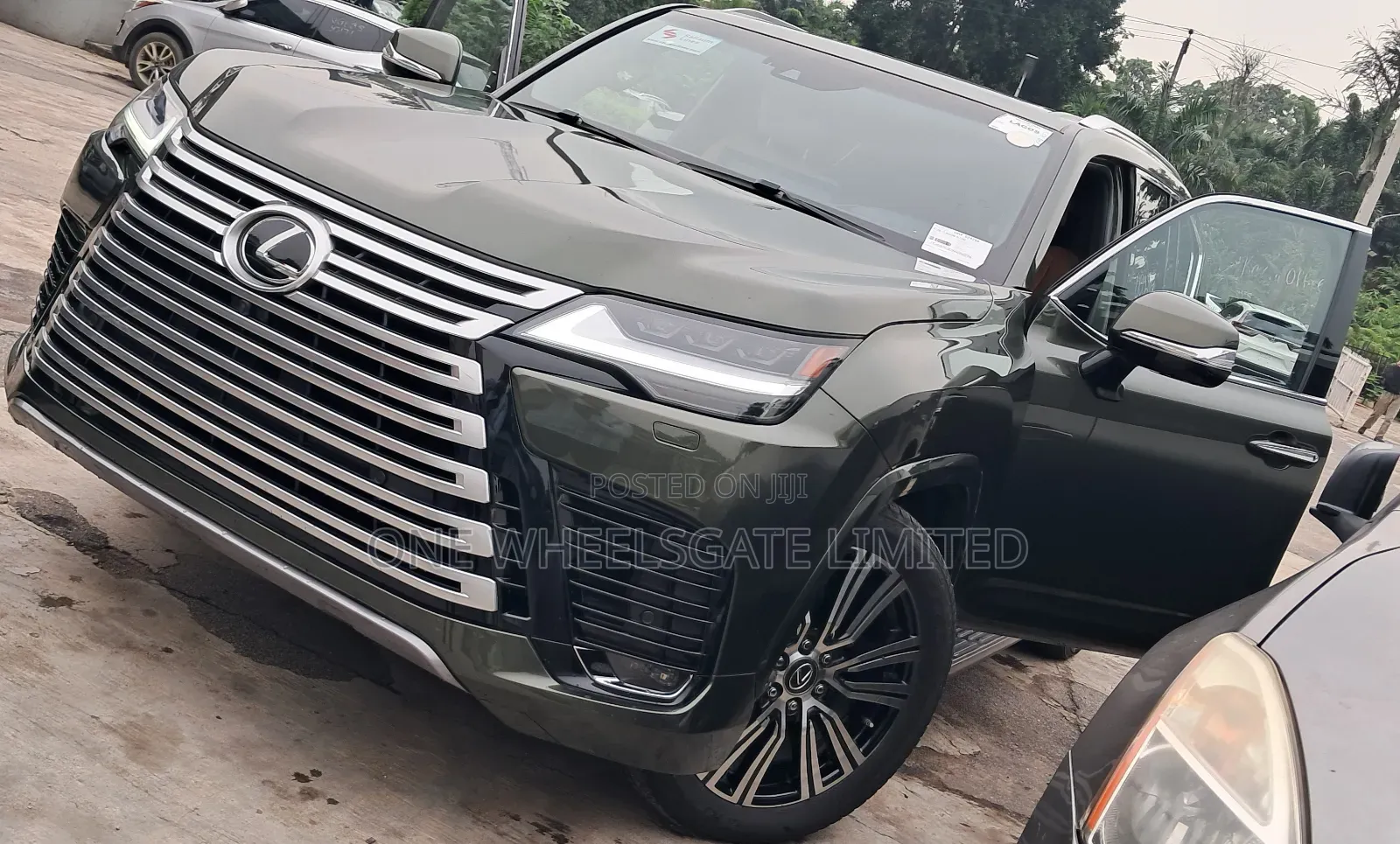 Lexus LX 600 2022 Brown