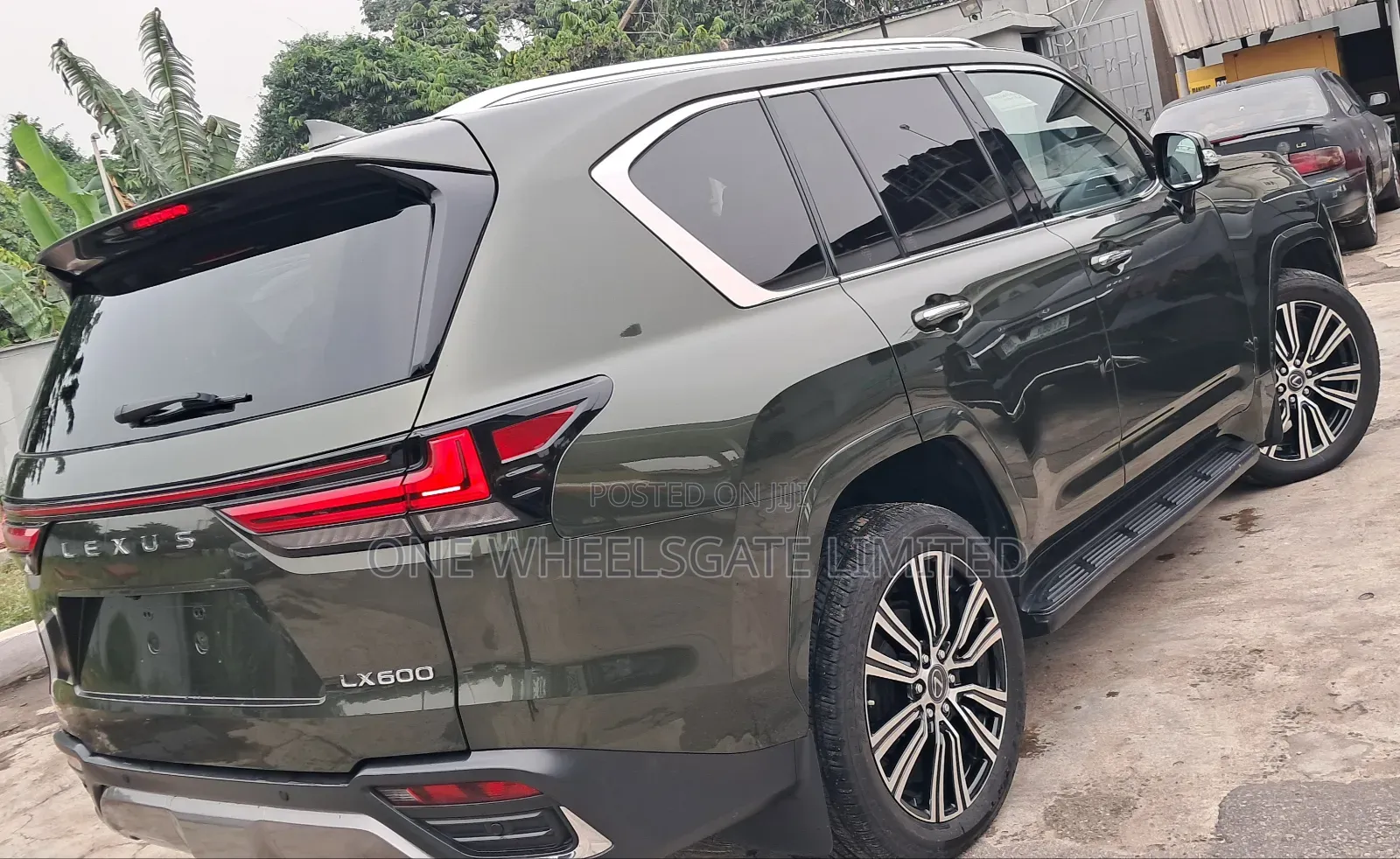 Lexus LX 600 2022 Brown