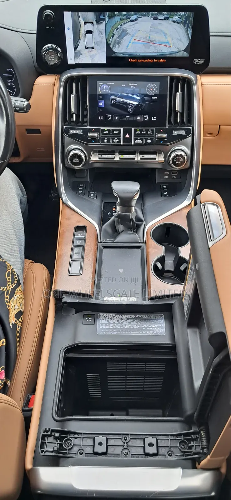 Lexus LX 600 2022 Brown