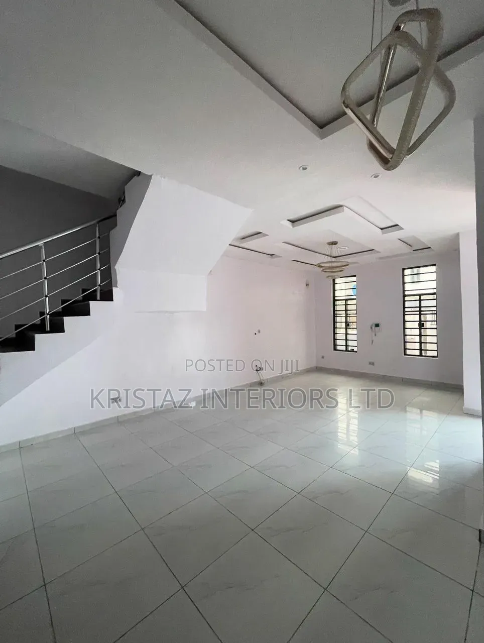 4bdrm Duplex in Chevron for rent