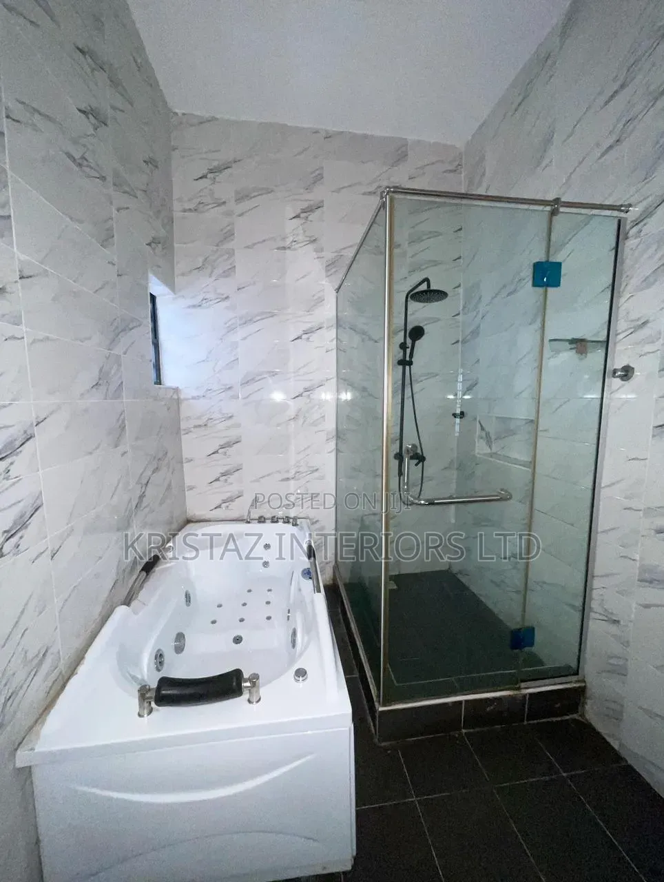 4bdrm Duplex in Chevron for rent