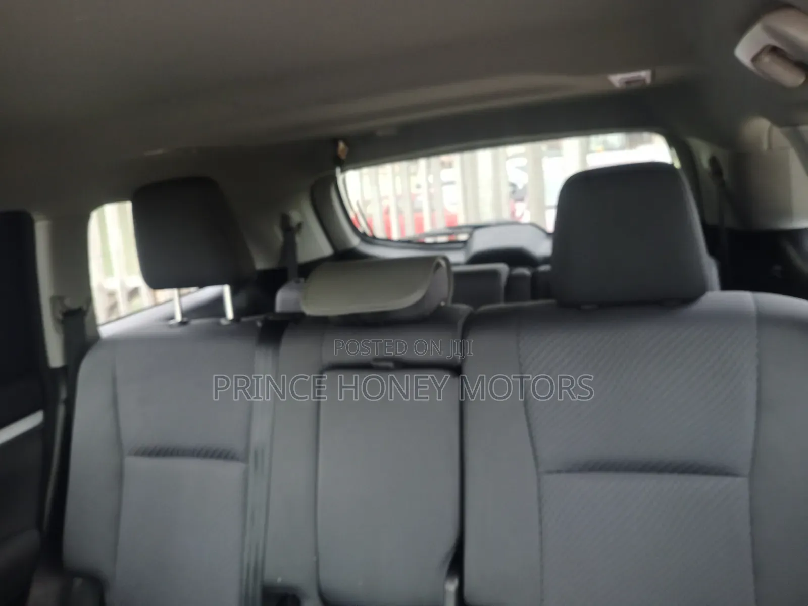 Toyota Highlander LE 4x2 (2.7L 4cyl 6A) 2017 Silver