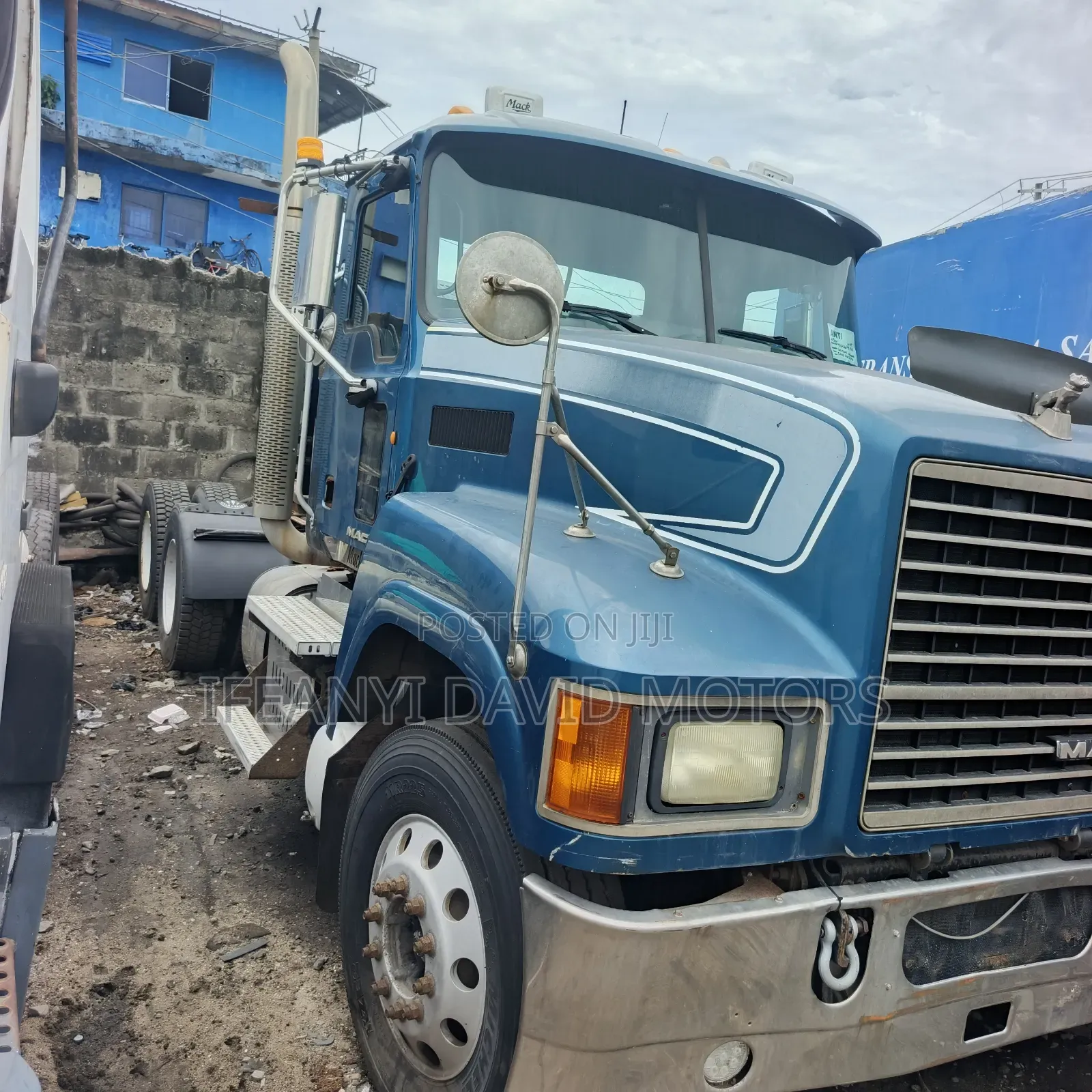 Mack Ch Trailer Heard Tokunbo With Custom Paper