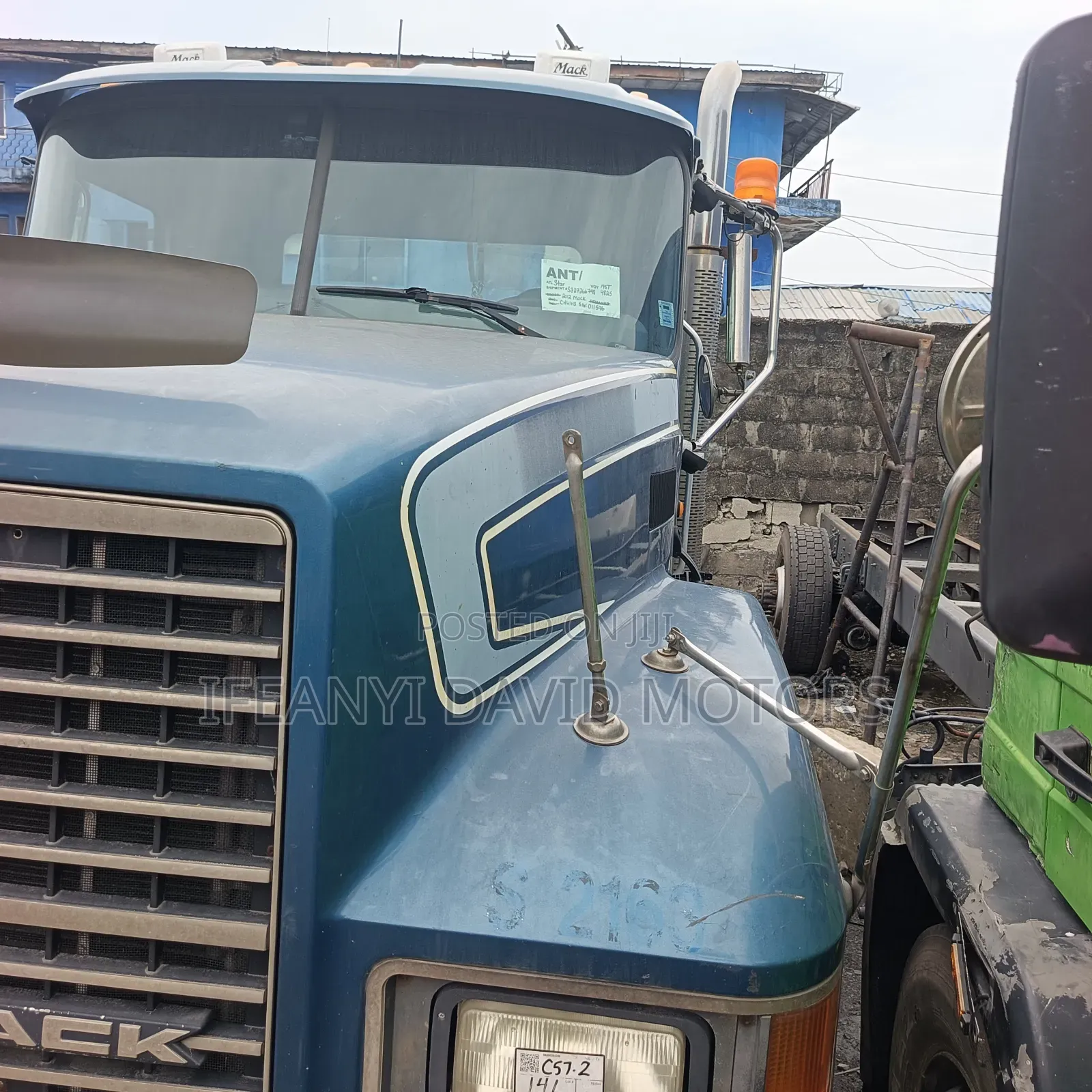 Mack Ch Trailer Heard Tokunbo With Custom Paper