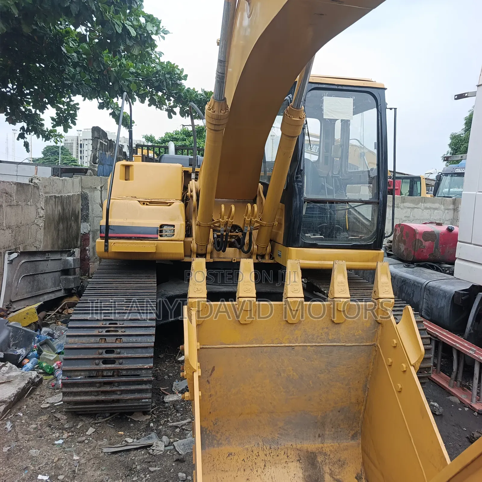 Excavator Tokunbo Catapillar Engine
Model 320l