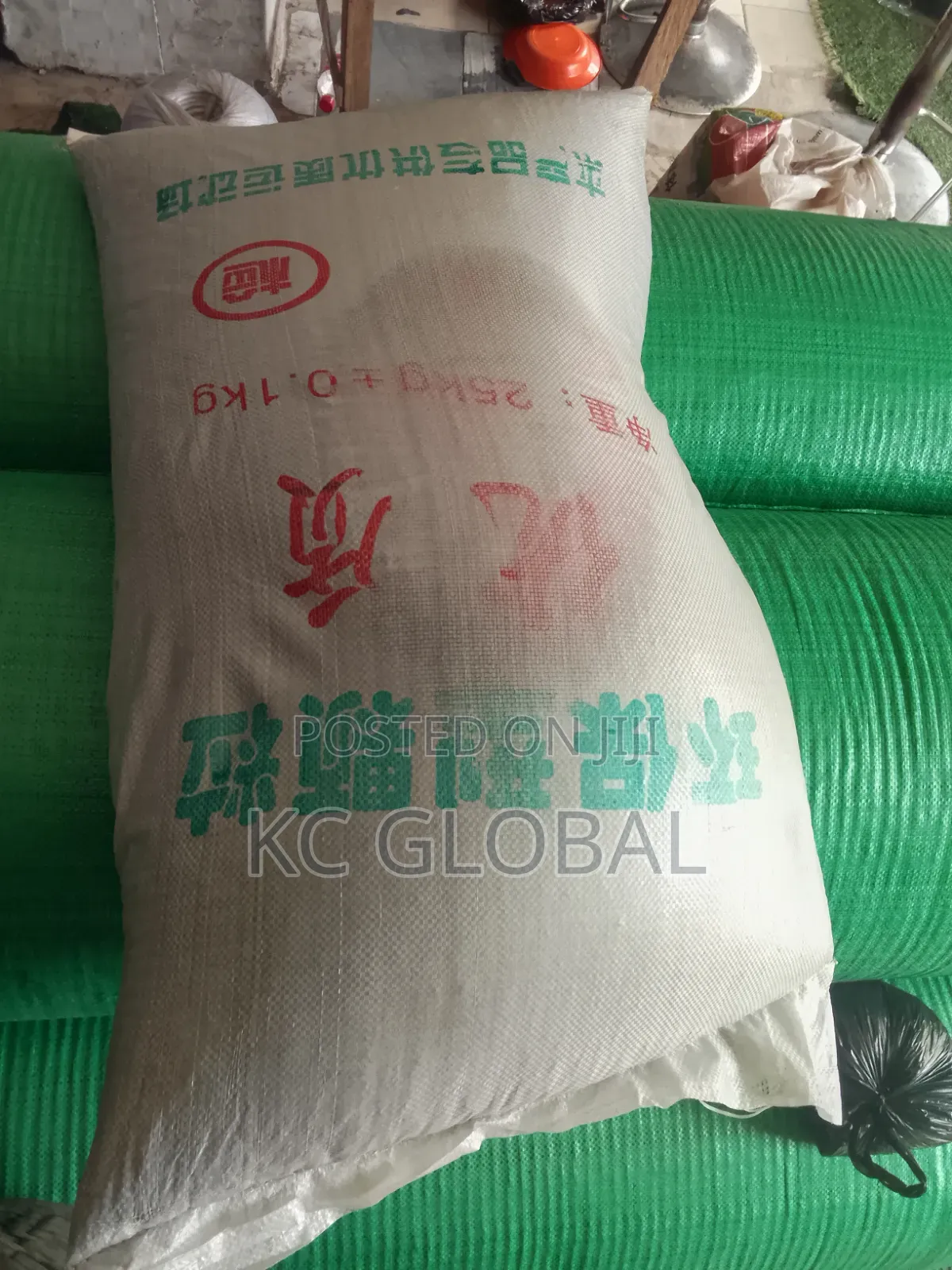 Rubber Granuler 25kg Available for Football Pitcher
