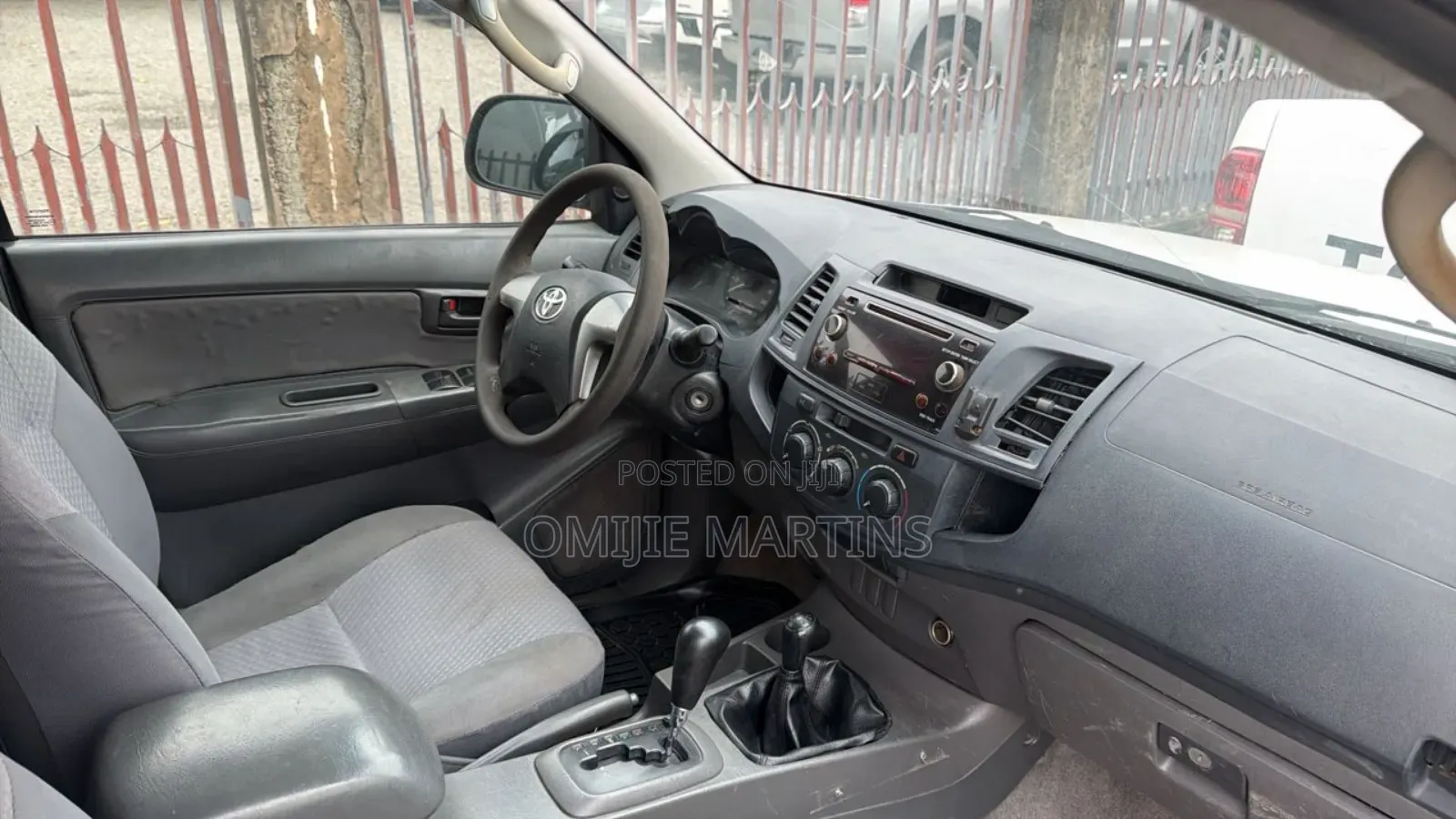 Toyota Hilux 2015 White