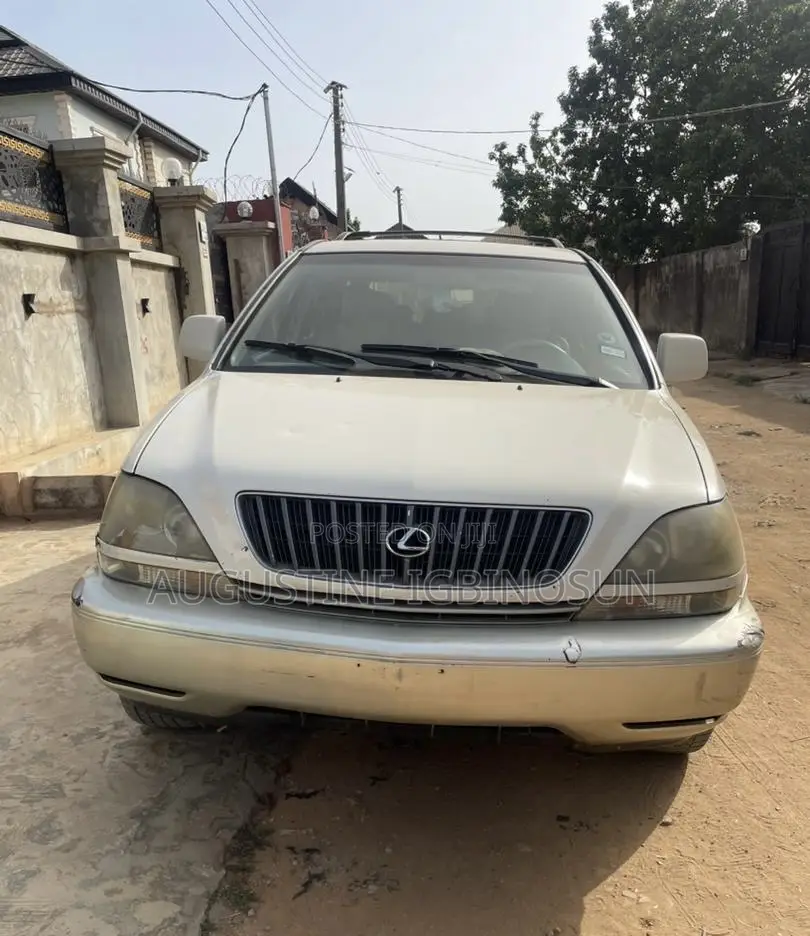 Lexus RX 2001 White