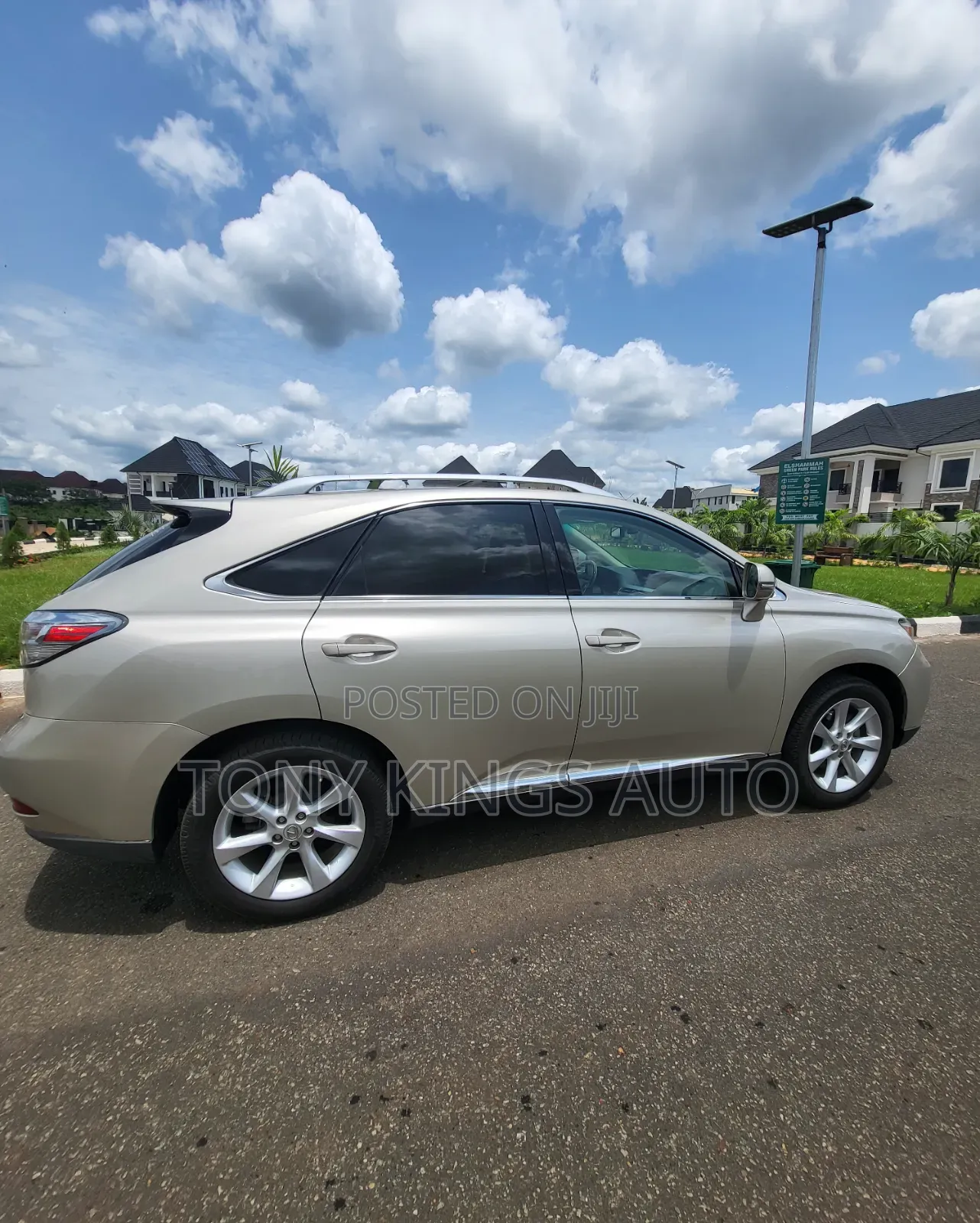 Lexus RX 350 2011 Gold