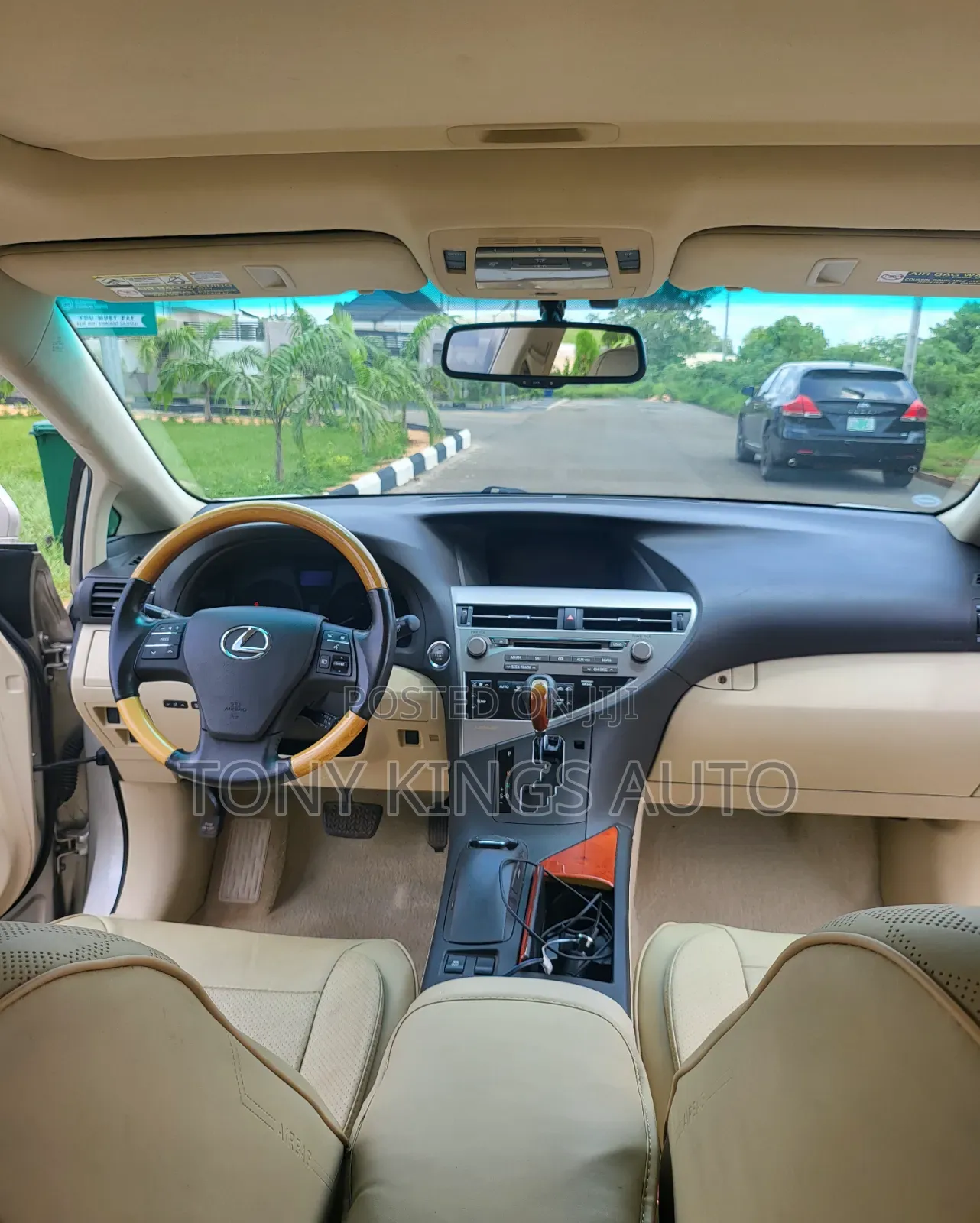 Lexus RX 350 2011 Gold