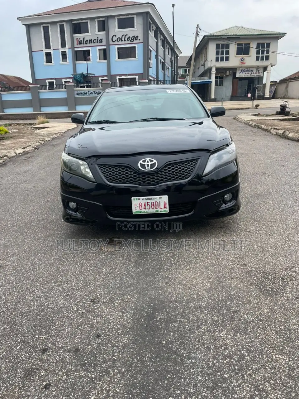 Toyota Camry SE 4dr Sedan (2.5L 4cyl 6A) 2011 Black