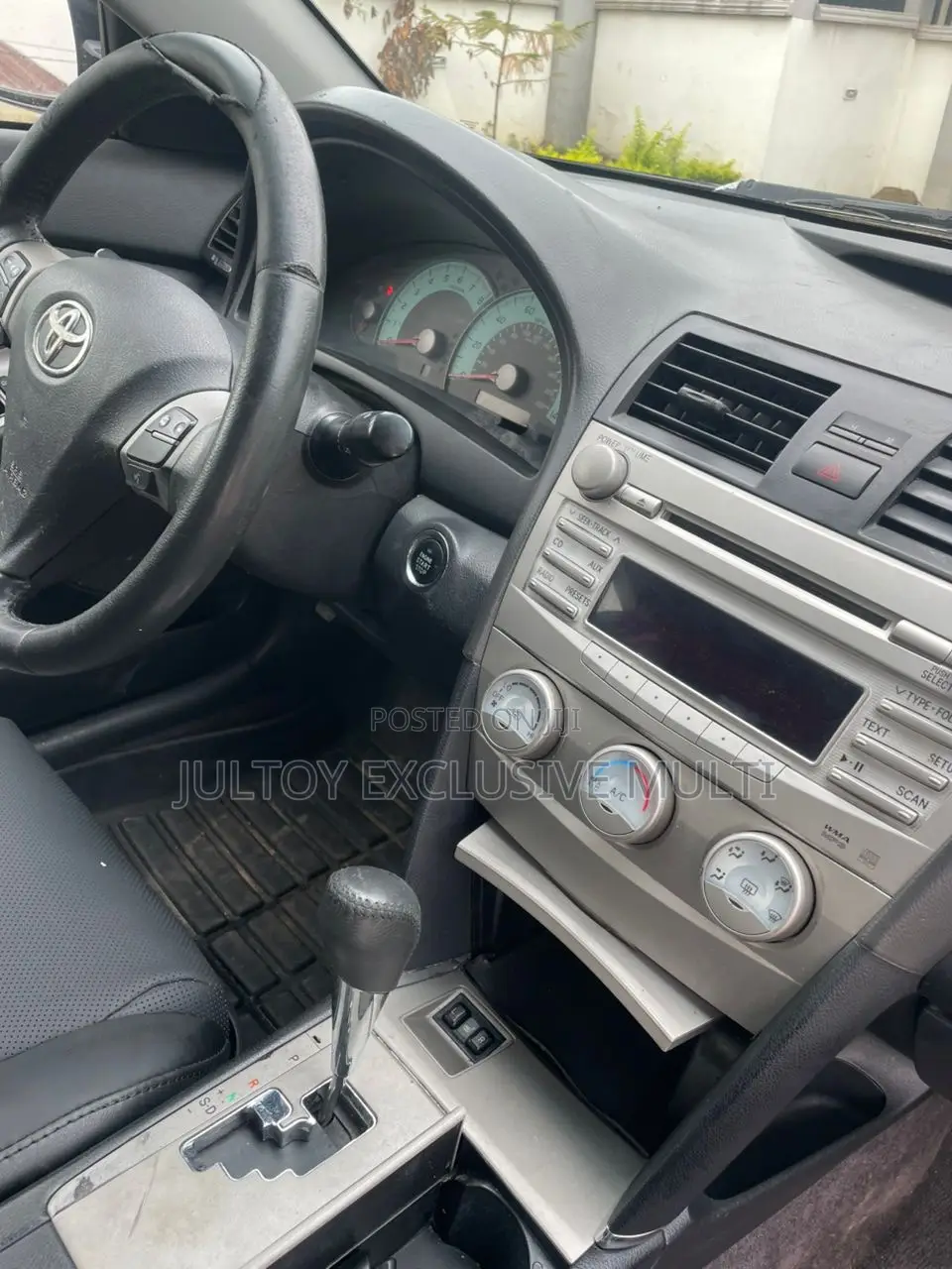 Toyota Camry SE 4dr Sedan (2.5L 4cyl 6A) 2011 Black