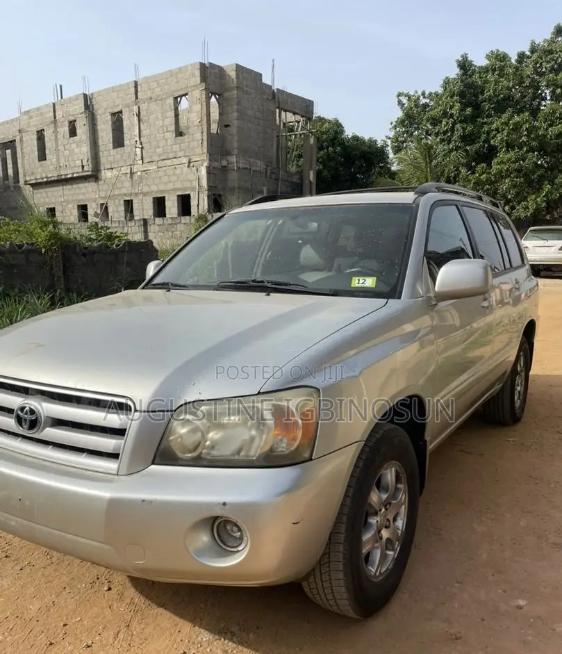 Toyota Highlander 2005 Silver