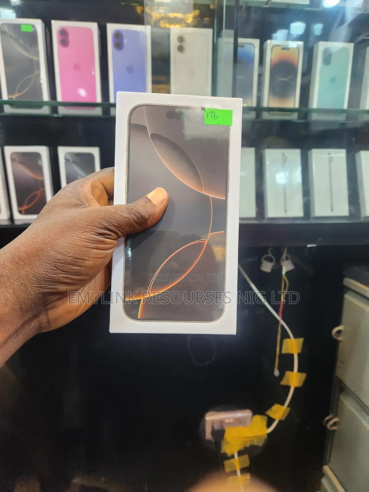 New Apple iPhone 16 Pro Max 1 TB