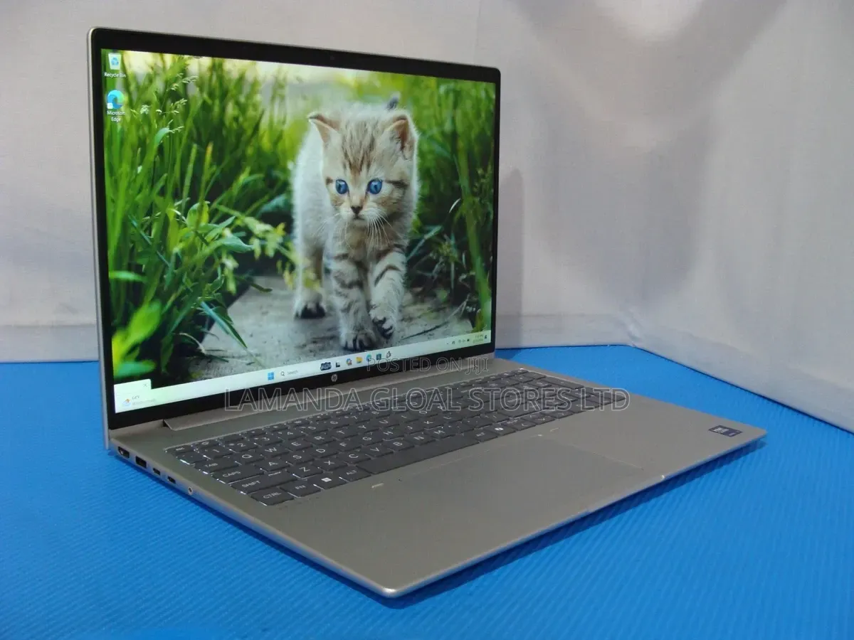 New Laptop HP 16GB Intel Core Ultra 5 SSD 512GB