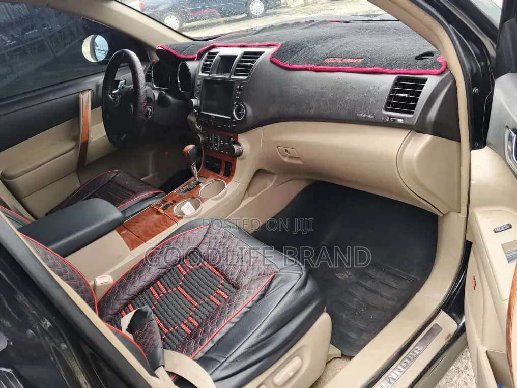 Toyota Highlander Limited 2011 Black