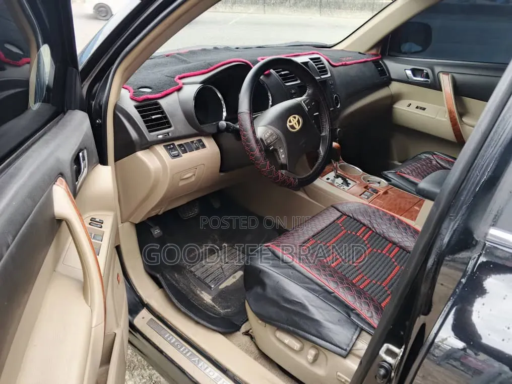 Toyota Highlander Limited 2011 Black