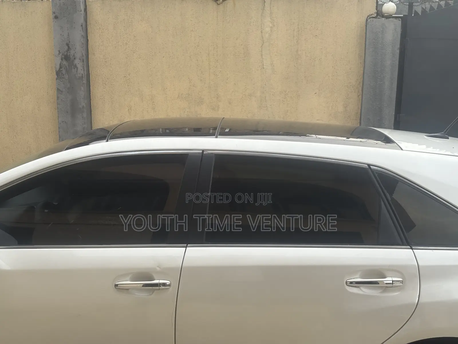 Toyota Venza XLE 2010 White