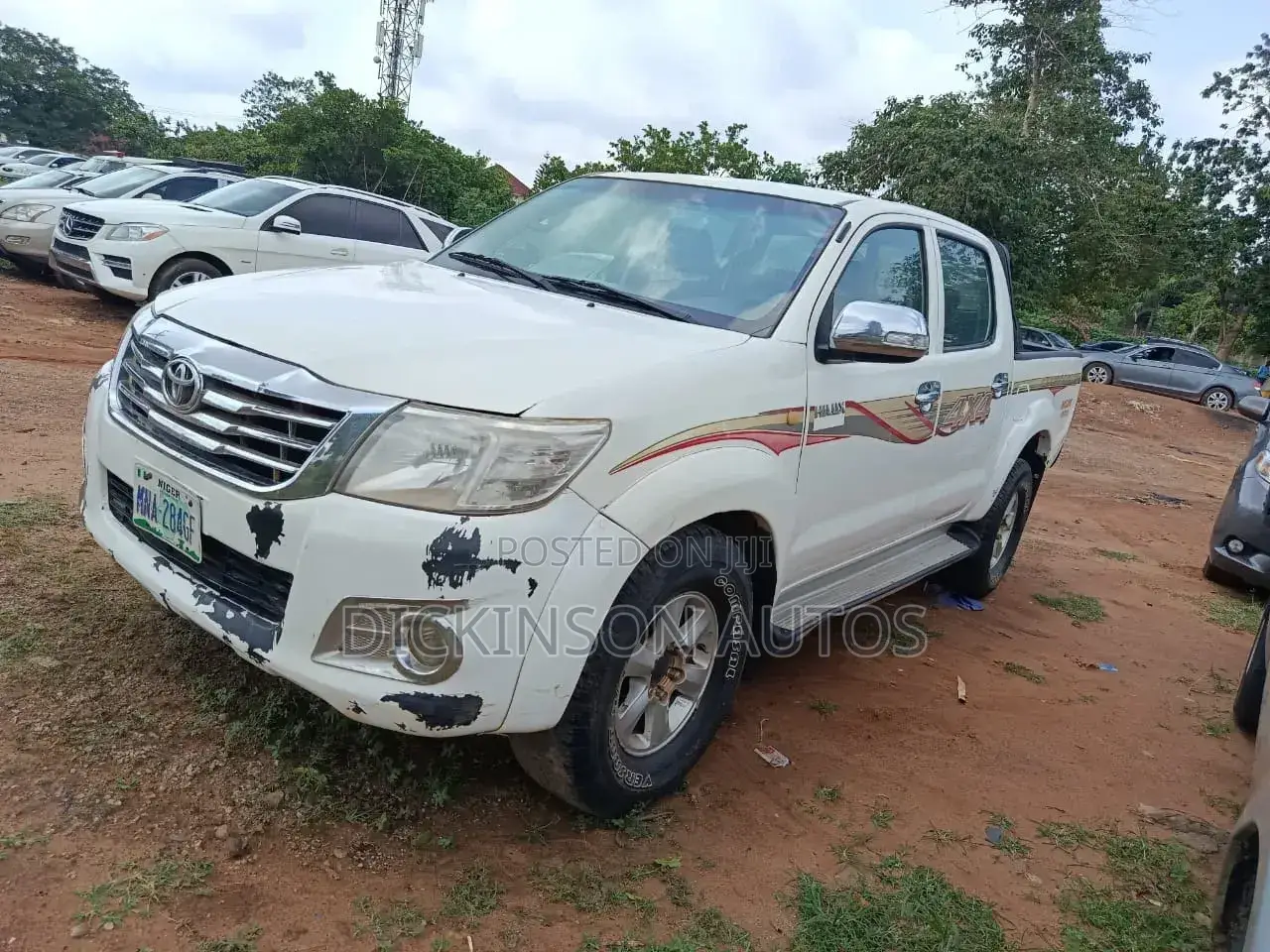 Toyota Hilux 2.5 D-4D 4X4 SRX 2010 White
