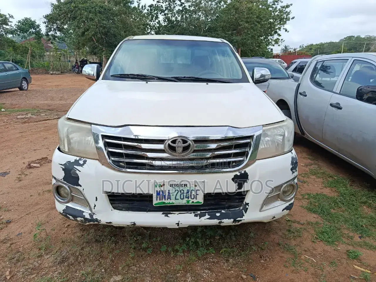 Toyota Hilux 2.5 D-4D 4X4 SRX 2010 White