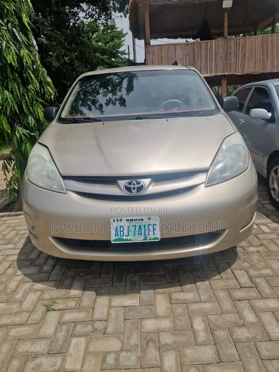 Toyota Sienna 2007 Gold