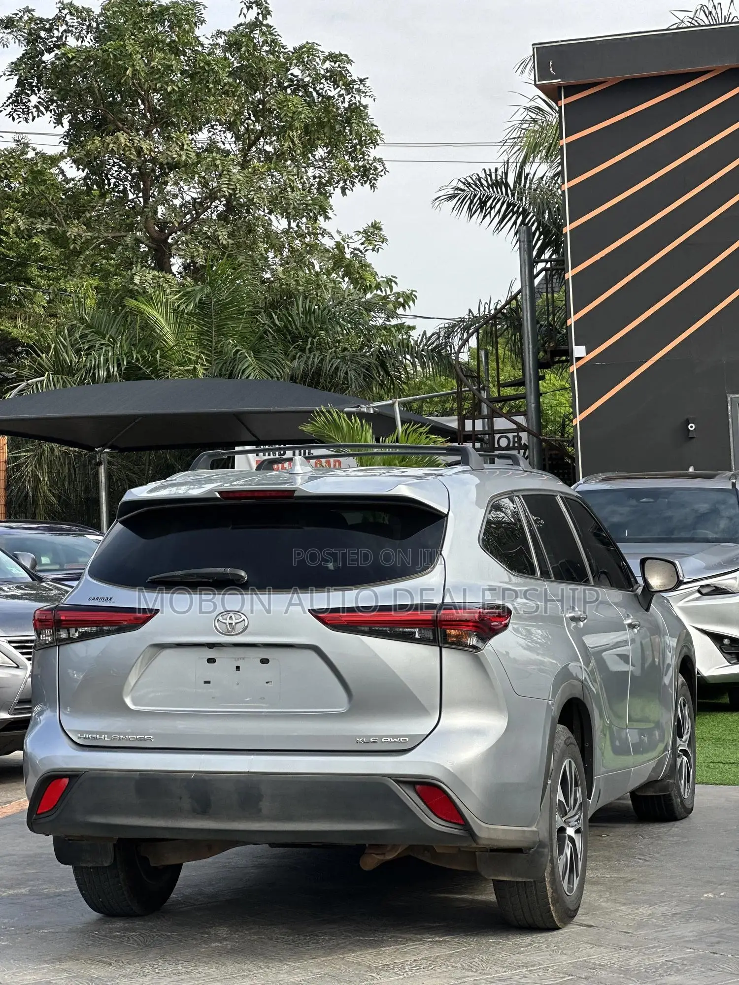 Toyota Highlander XLE 2021